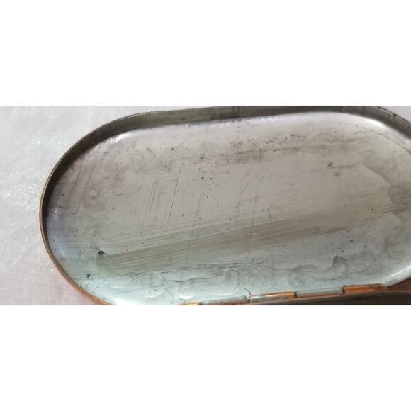 Copper colored snuff box 2 3/4 inches wide 1.1517 - Picture 5 of 8